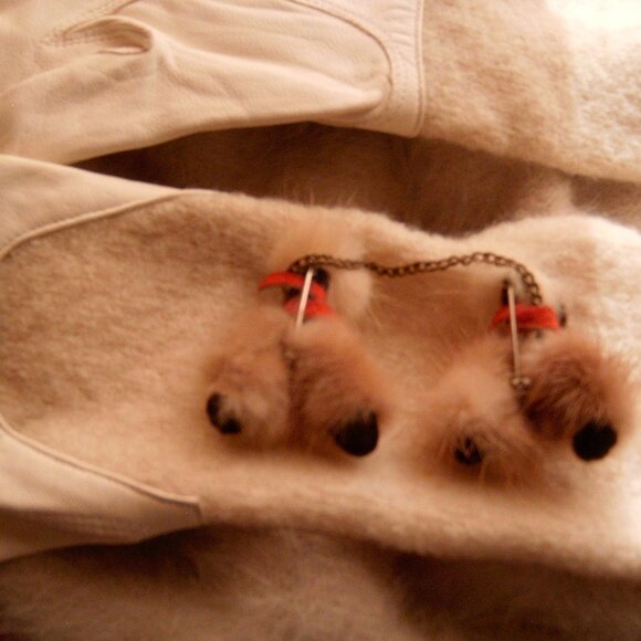 Nathan Baume Wool and Boucle Silk Leather Gloves Kangol Hat and Mink Brooch Lot - Picture 13 of 16